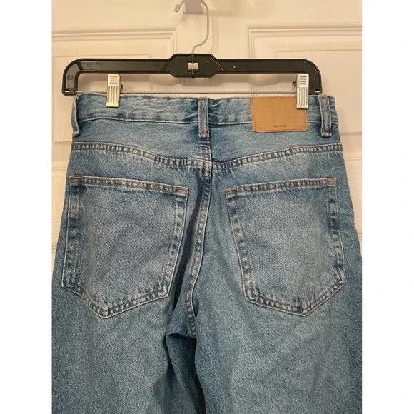 Bershka Women's Straight Vintage Light Wash Denim Jeans Size 28 - Picture 4 of 6